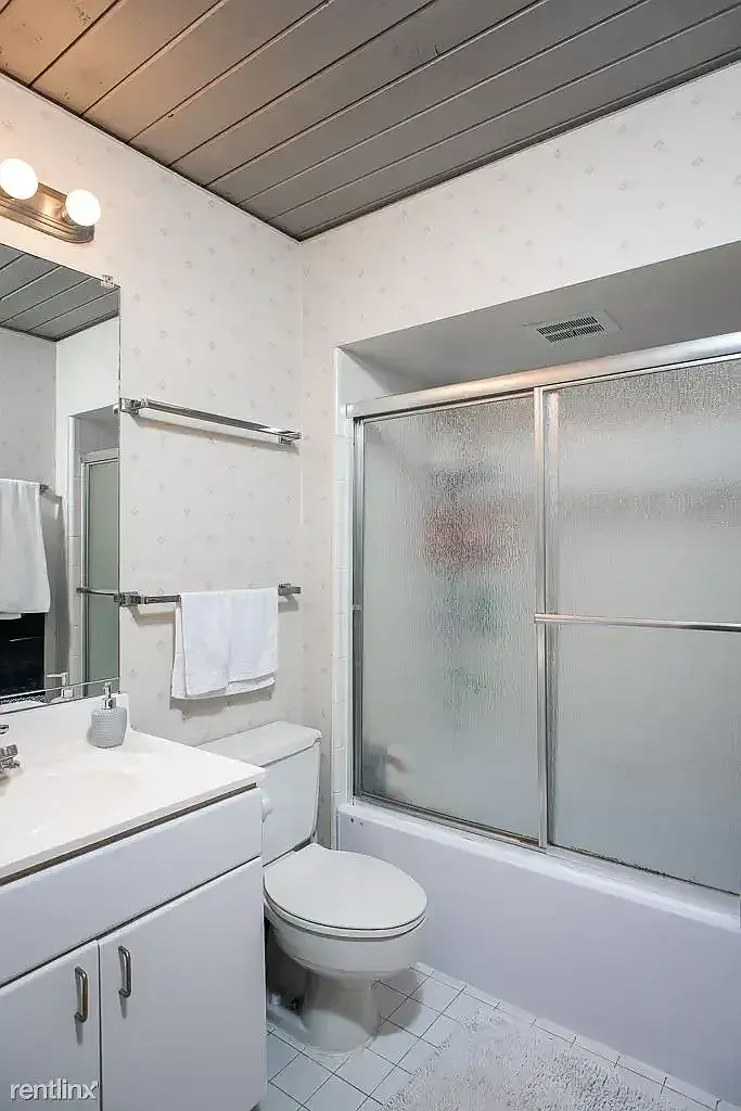 2 bed, 1.5 bath, 1100 sqft, $2,800 — Photo 4