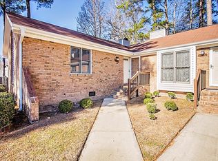 495 Coronation Dr, Fayetteville, NC 28311