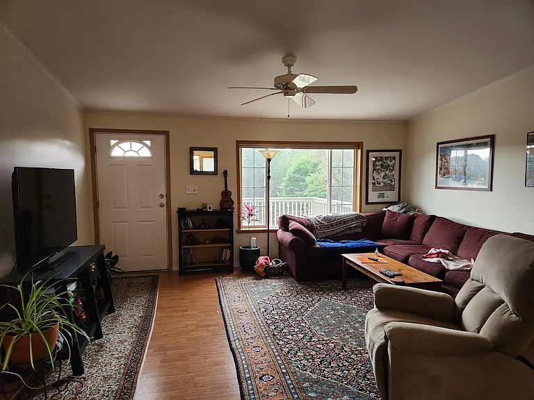 309 Thistle Hill Ln — Photo 6