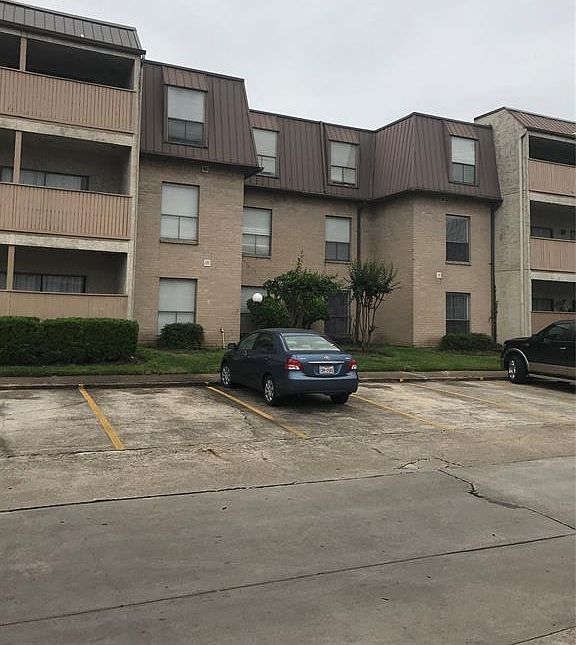 1st image of 8527 Hearth Dr