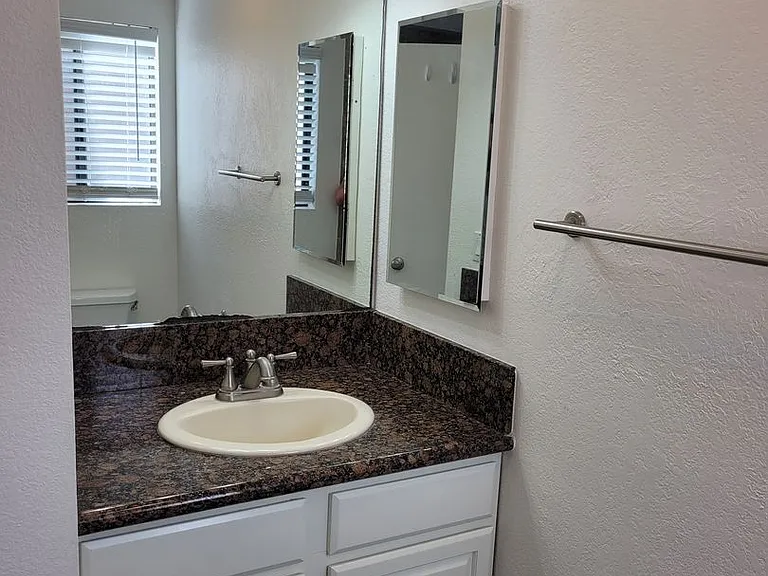 73-4337 Kukulu Pl — Photo 10