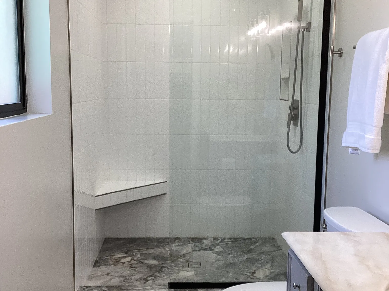 3 bed, 1542 sqft, $5,850 — Photo 3
