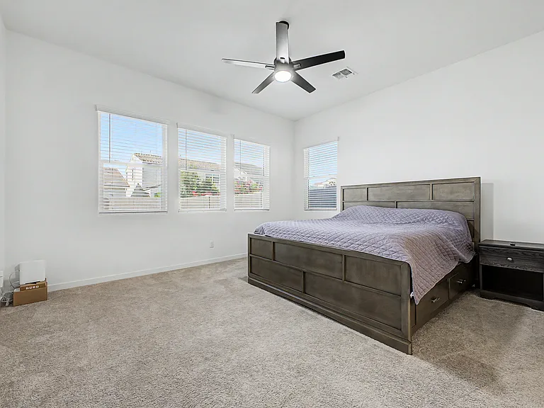 10112 E Trent Ave — Photo 15
