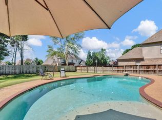 1127 Old Hearthstone Cir W, Collierville, TN 38017