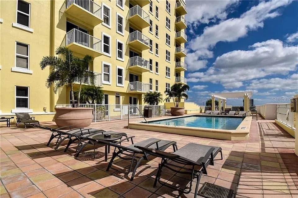 2 bed, 1494 sqft, $3,150 — Photo 1
