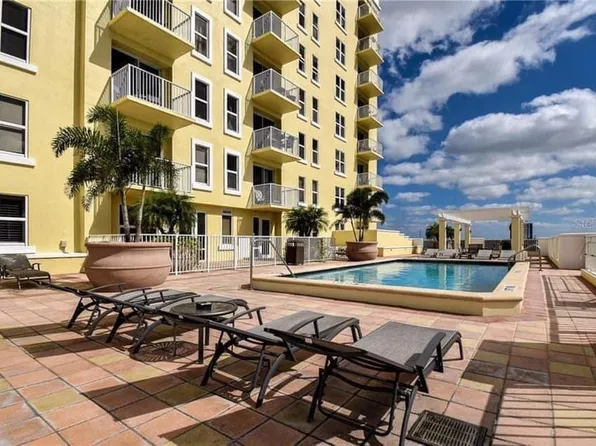 628 Cleveland St APT 1306, Clearwater, FL 33755