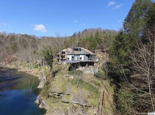 1567 Grant Rd, Sevierville, TN 37876