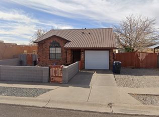 7520 Mesa De Arena NW, Albuquerque, NM 87120