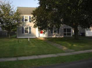 42 Rosedale Rd, West Hartford, CT 06107