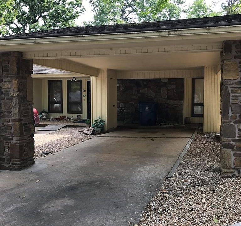 2nd image of 15 Mellor Ln