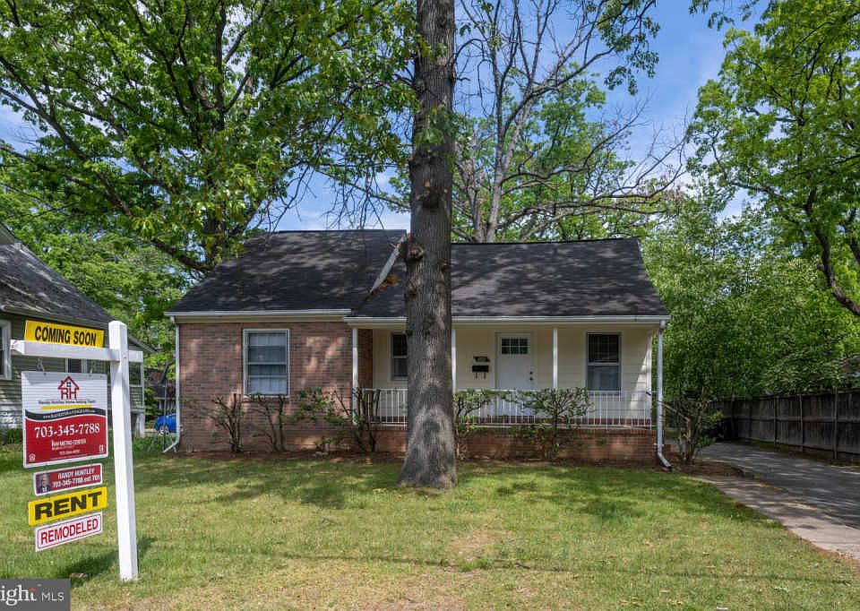 1st image of 3411 N Pershing Dr
