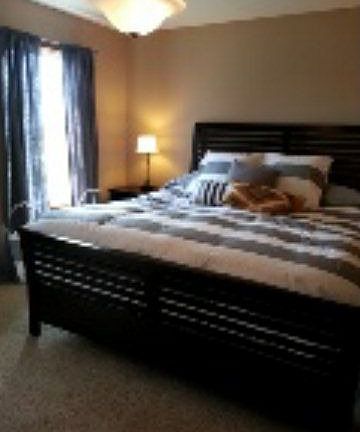 3rd image of 812 Golfview Dr