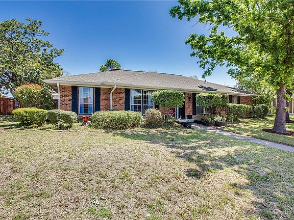 2nd image of 2326 Greenhill Dr