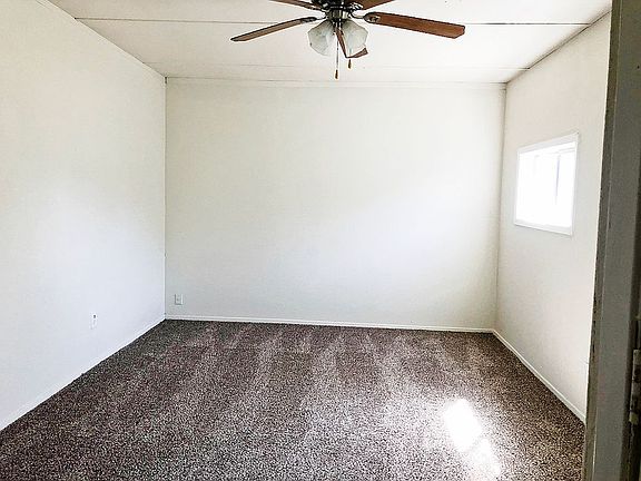 3rd image of 175 Moon Valley Dr