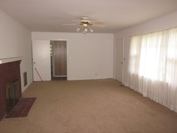 Entertaining Room