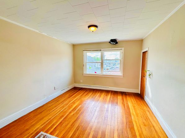 45 Slater St #2