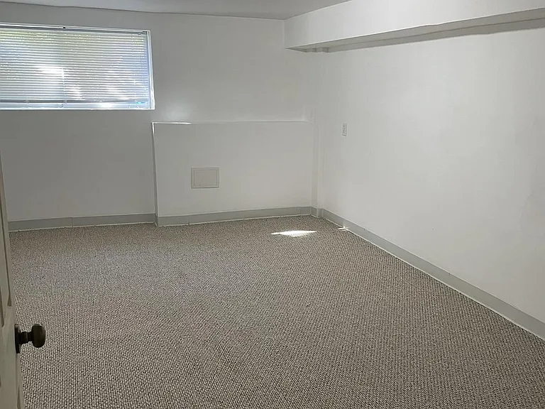 Bedroom 11x15