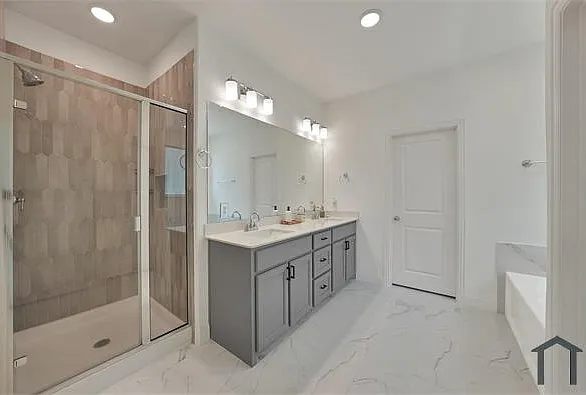 2701 Classical Dr — Photo 7