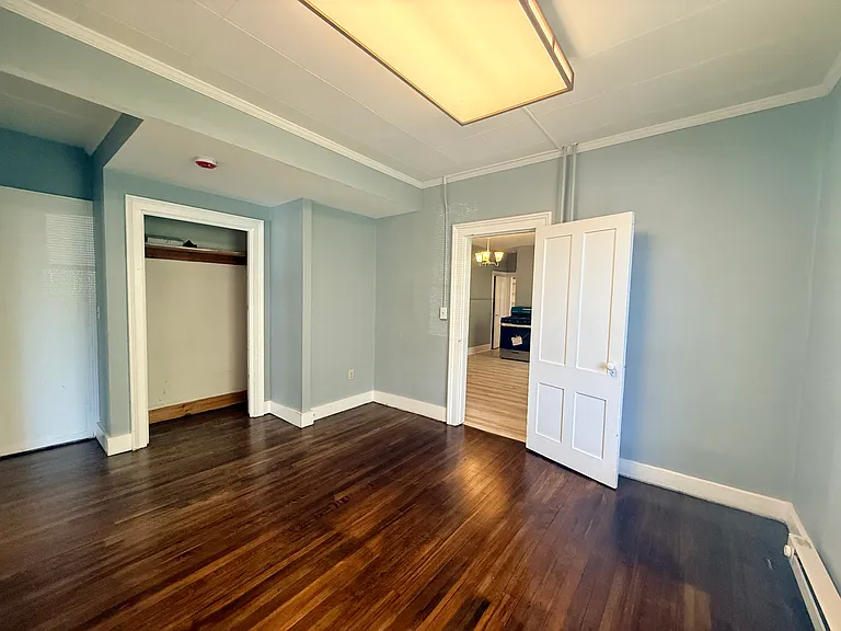 25 Center St #2 — Photo 8