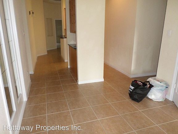 5th image of 304 Tanner Ln