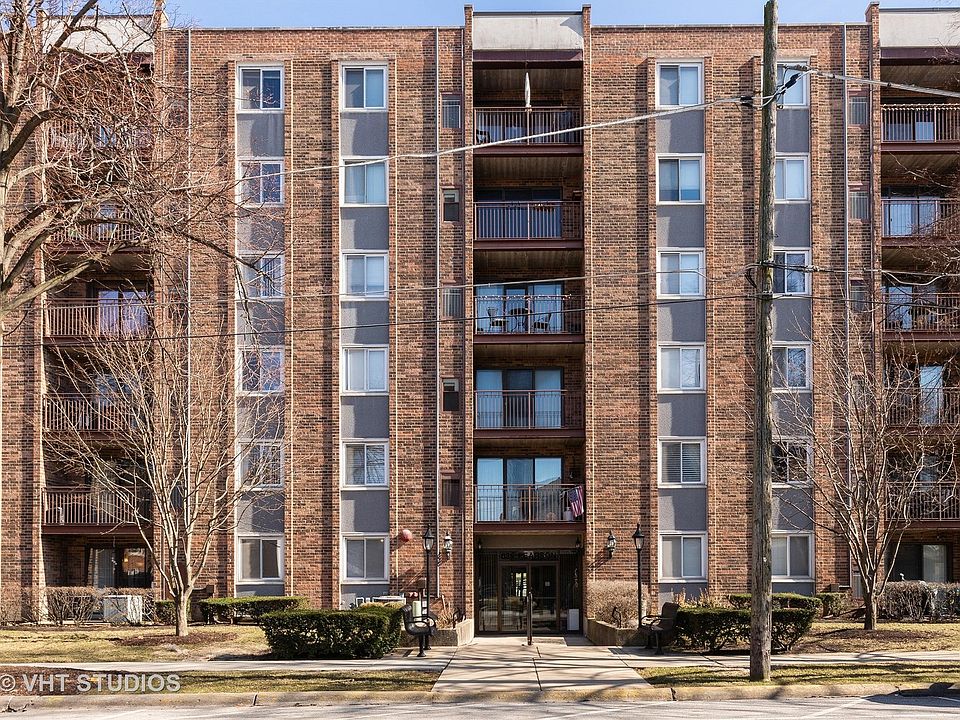 1st image of 825 Pearson St APT 1B