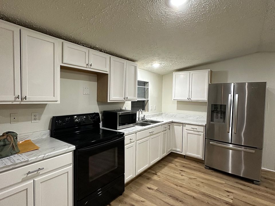 1st image of 4750 Siesta Lago Dr