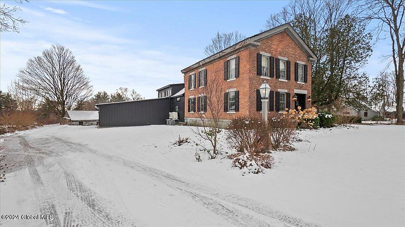 3rd image of 238 Chestnut Ridge Road