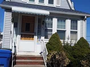 23 Roliver St, Rutherford, NJ 07070