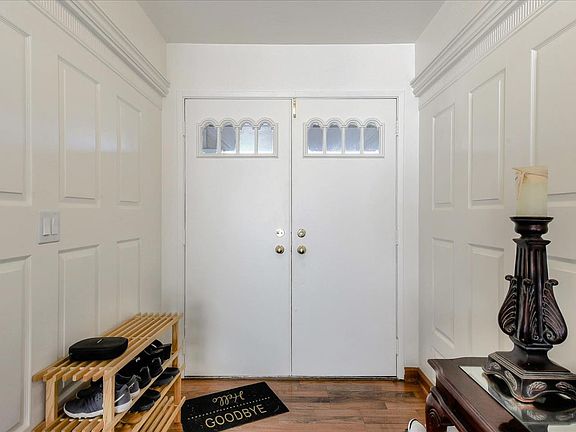4th image of 4435 Silverberry Dr