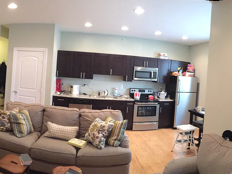 331 N 40th St #B — Photo 33