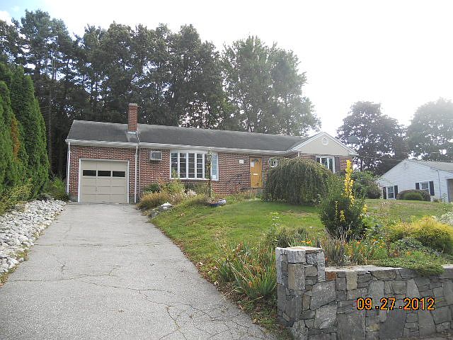 2nd image of 47 Gaskill St