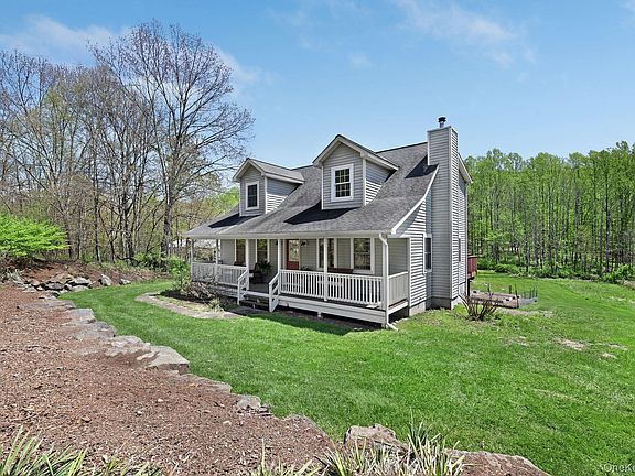 3rd image of 319 Reservoir Road