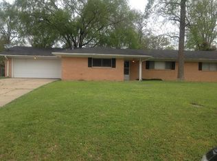 413 Meadowbrook Dr, Longview, TX 75601