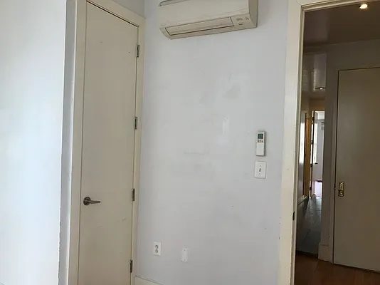 Rented by Arvik Group Real Estate | media 10