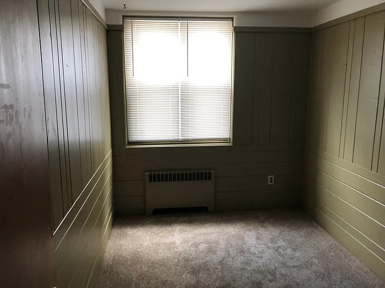 223 Washington St — Photo 6