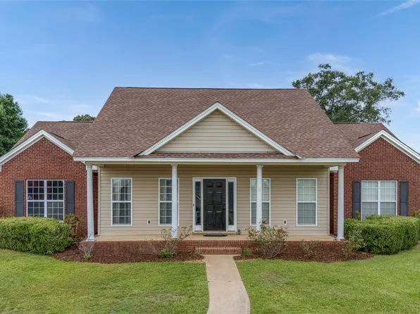 1610 Guiding Way Ln, Prattville, AL 36067