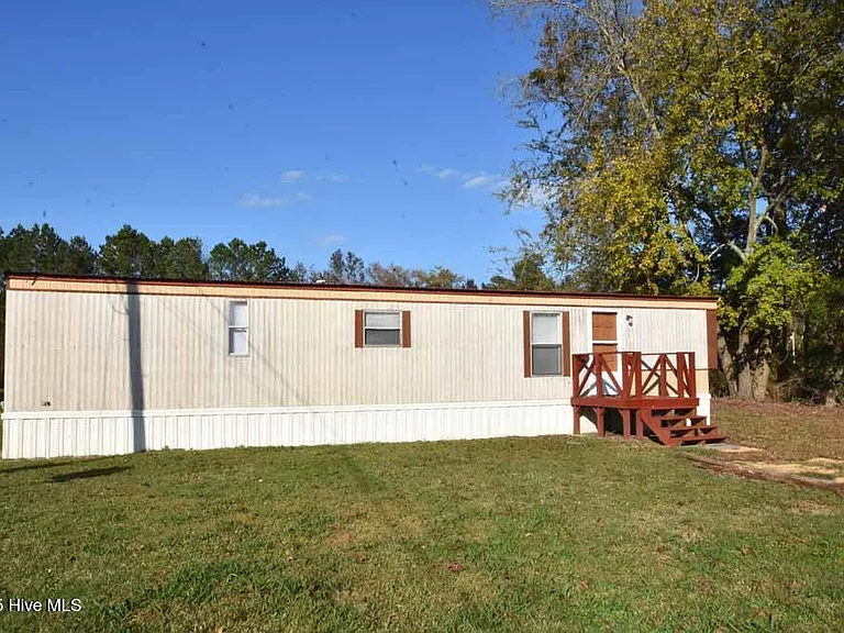 1411 Diamond Ln — Photo 1