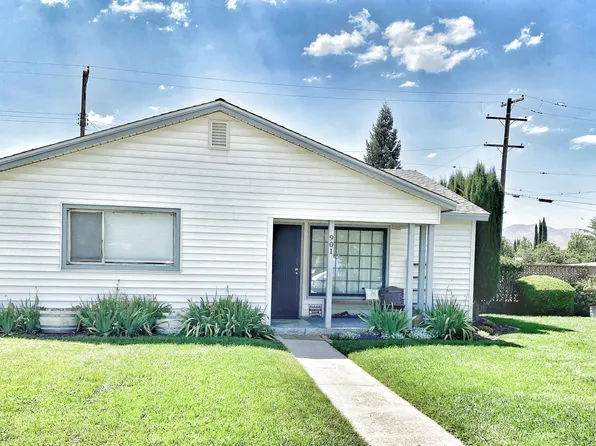 901 Black Oak Dr, Tehachapi, CA 93561