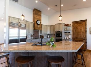 6830 E Lowden Dr, Scottsdale, AZ 85266