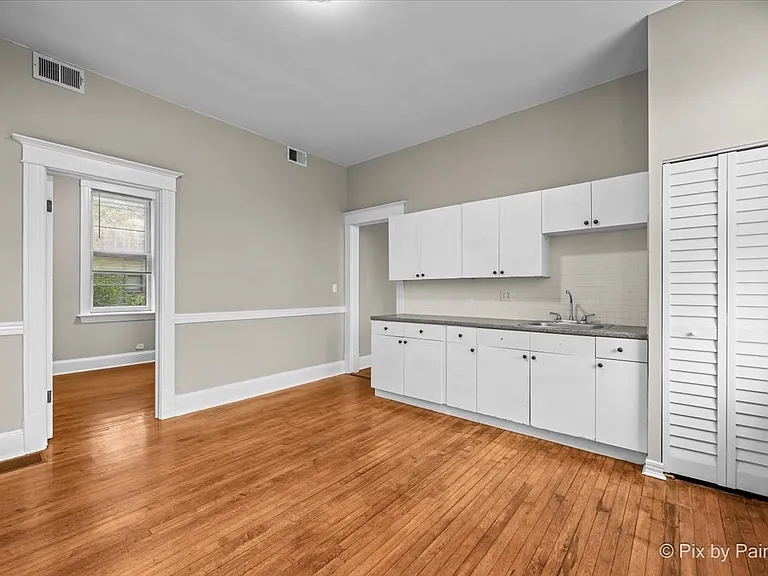 3100 N Western Ave #2R — Photo 3