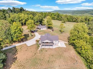 2083 Lawrence Hudgens Rd, Sparta, TN 38583