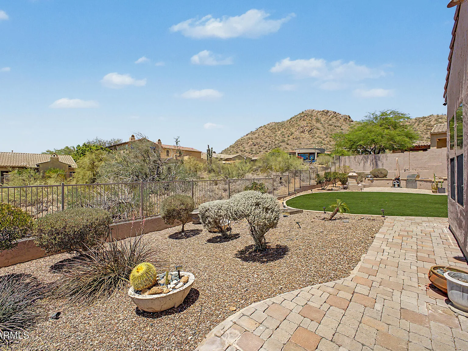4 bed, 3.5 bath, 4014 sqft, $4,750 — Photo 4