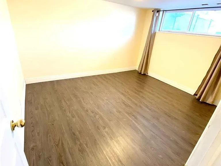 432 Fernleigh Cir — Photo 20