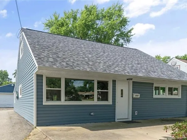 2337 Bel Aire Ln, Poland, OH 44514