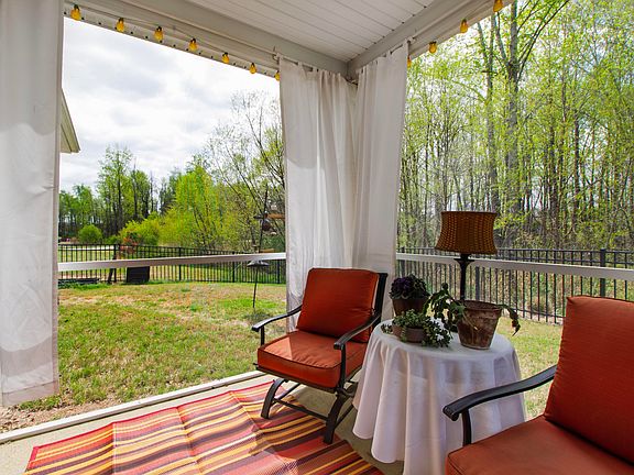 5th image of 339 Summer Ranch Dr