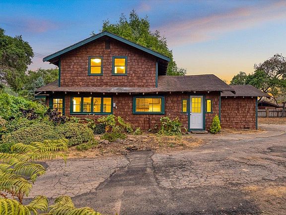 2nd image of 1221 Old San Jose Rd #A