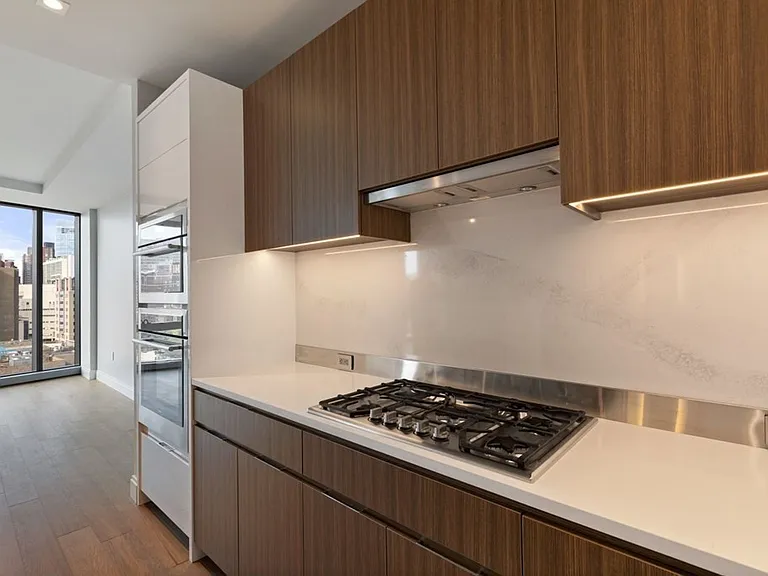 100 Shawmut Ave #1005 — Photo 16