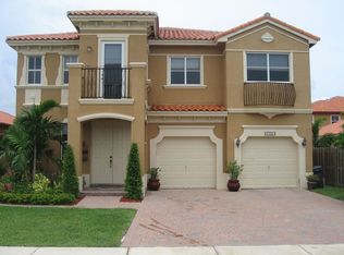 2722 SW 152nd Ct, Miami, FL 33185