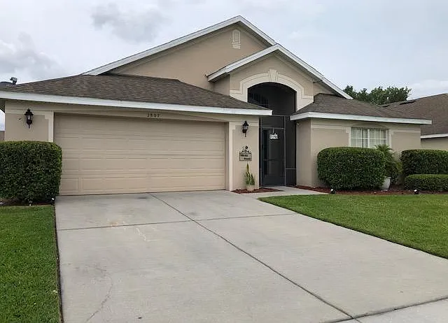 2807 Oconnell Dr — Photo 2