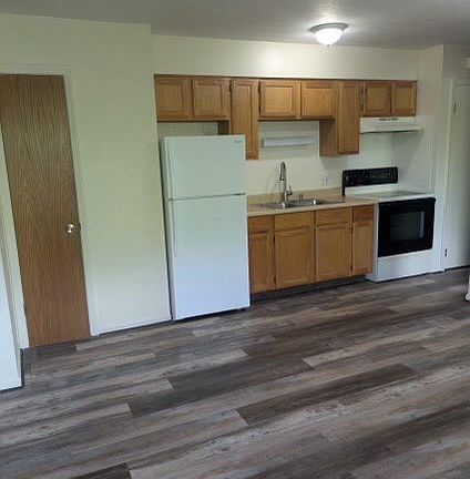 4th image of 3245 Ruby Ave NW #7